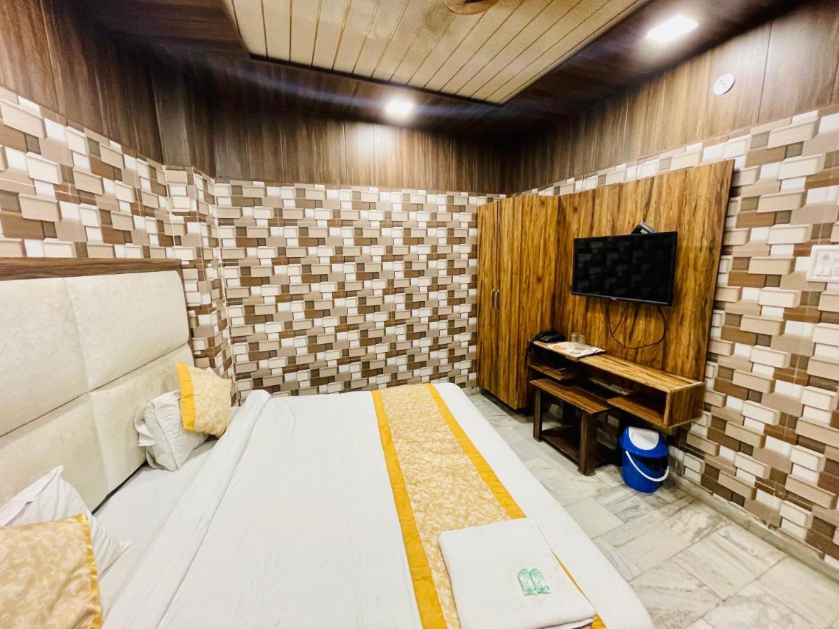 Fabhotel Dm Residency Amritsar Exterior photo