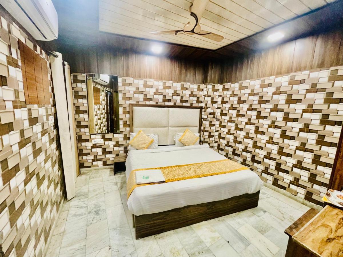 Fabhotel Dm Residency Amritsar Exterior photo