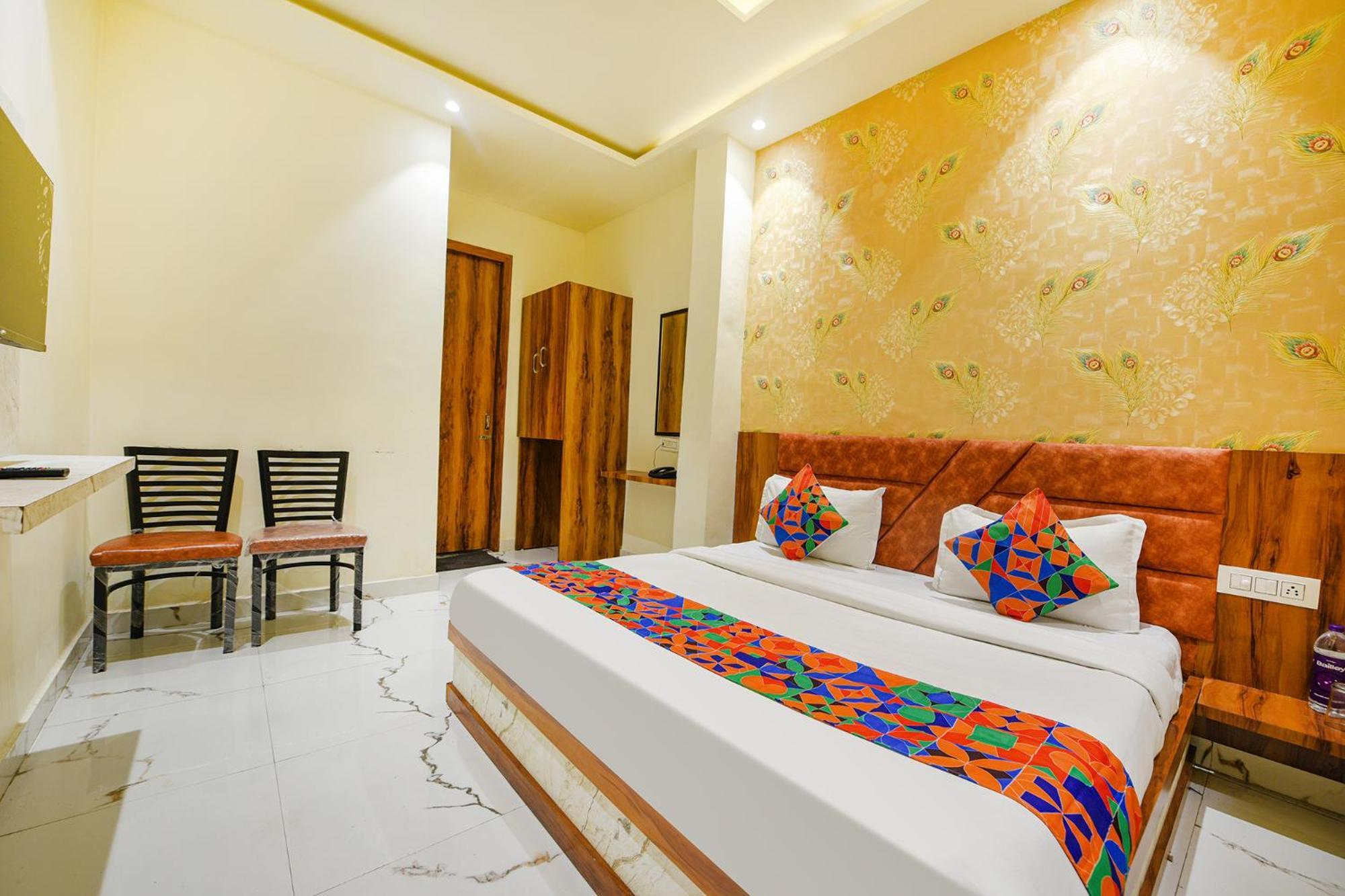 Fabhotel Dm Residency Amritsar Exterior photo
