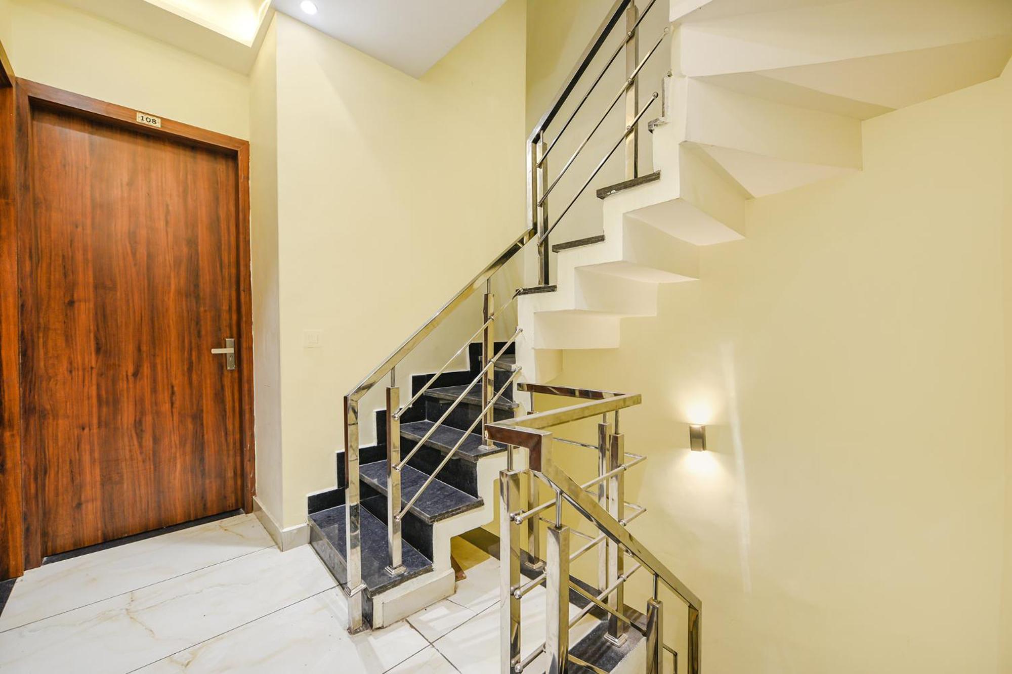 Fabhotel Dm Residency Amritsar Exterior photo