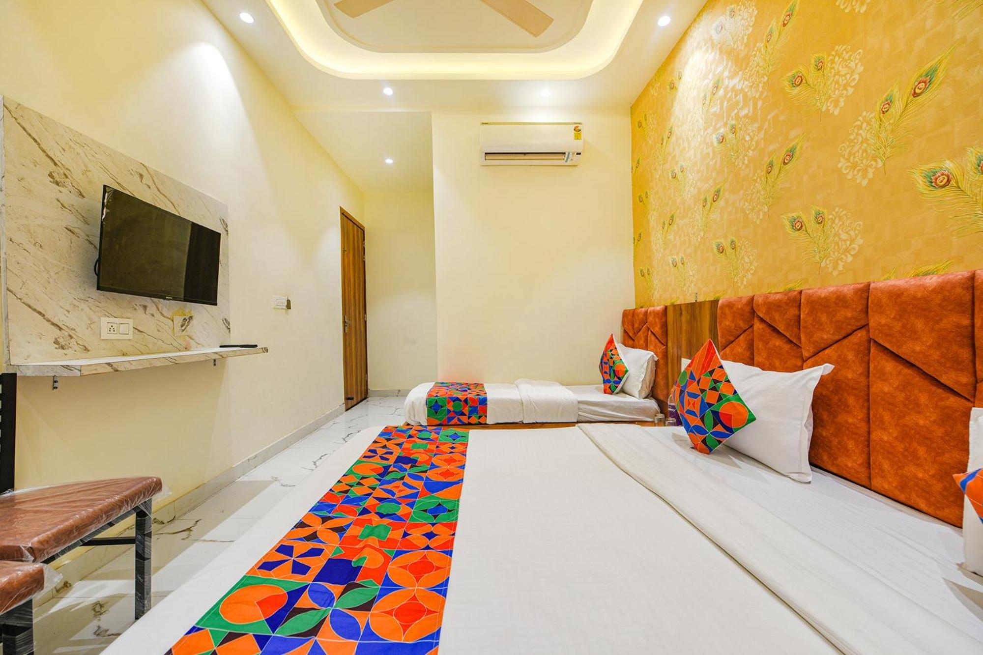 Fabhotel Dm Residency Amritsar Exterior photo